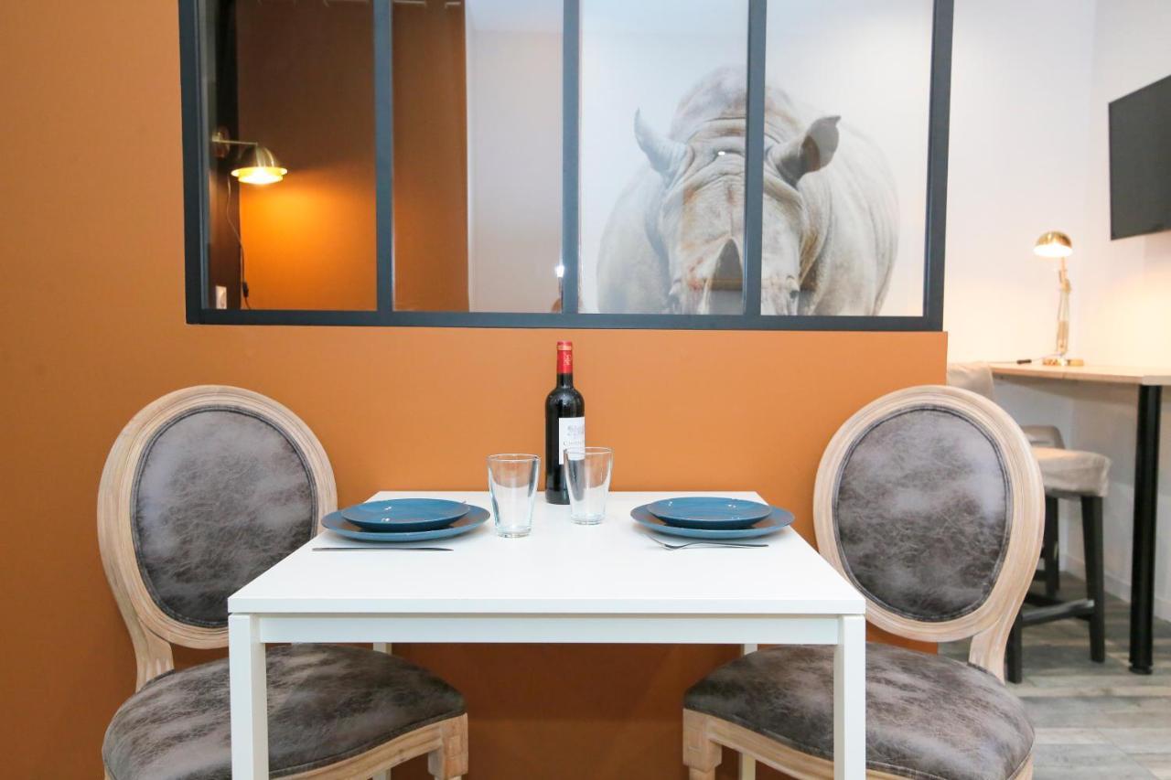 Apartamento Le Rhinocéros, T1 hypercentre chic et cosy, Wifi par SOVALFI Saint-Etienne  Exterior foto